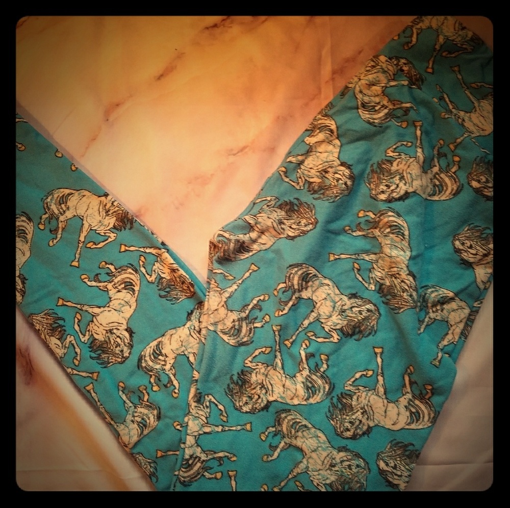 New 🦄 Horse Lularoe Leggings!